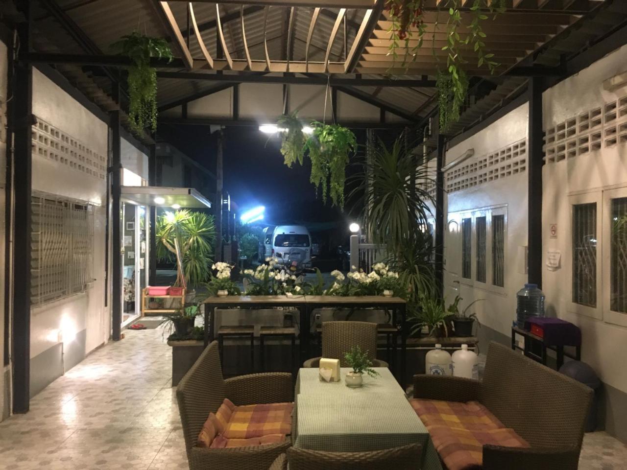 Ann Guest House Chiang Rai Buitenkant foto
